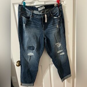 NWT Torrid Distressed Women Jeans - Size 24